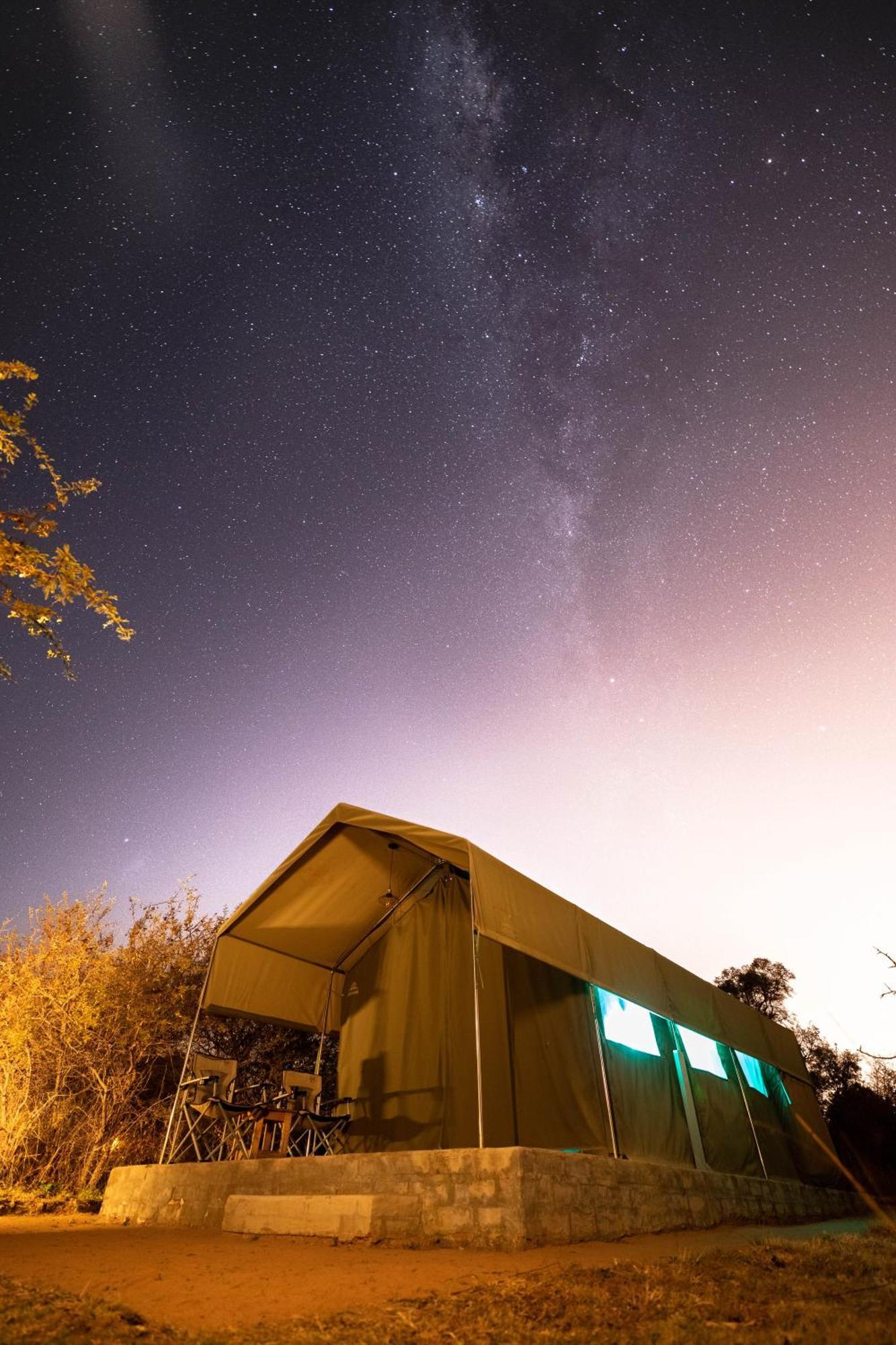 Little Mongena Tented Camp Klipdrift Екстер'єр фото